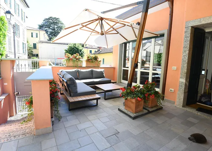 Villa Casa Pini By Rent All Como